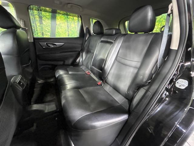 エクストレイル ２０ＸブラクエクストリーマＸエマージェンシブレーキＰ　４ＷＤ　サンルーフ　メーカー純正ナビ　全周囲カメラ　衝突被害軽減システム　コーナーセンサー　クルーズコントロール　シートヒーター　ＬＥＤ　ＥＴＣ　純正１７インチアルミ　車線逸脱警報　オートライト（44枚目）