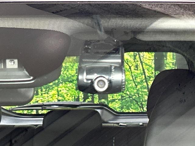 エクストレイル ２０Ｘ　エマージェンシーブレーキパッケージ　本州仕入れ　４ＷＤ　メーカー純正ナビ　全周囲カメラ　エマージェンシーブレーキ　クルーズコントロール　シートヒーター　コーナーセンサー　ＬＥＤ　ルーフレール　ＥＴＣ　純正１７インチアルミ　オートライト（9枚目）