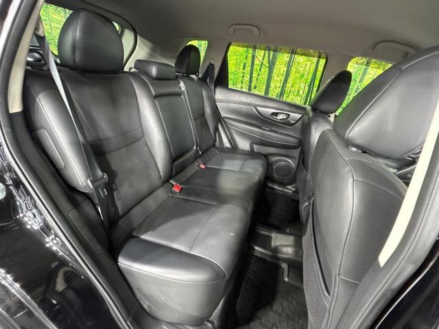 エクストレイル ２０Ｘ　エマージェンシーブレーキパッケージ　本州仕入れ　４ＷＤ　メーカー純正ナビ　全周囲カメラ　エマージェンシーブレーキ　クルーズコントロール　シートヒーター　コーナーセンサー　ＬＥＤ　ルーフレール　ＥＴＣ　純正１７インチアルミ　オートライト（12枚目）