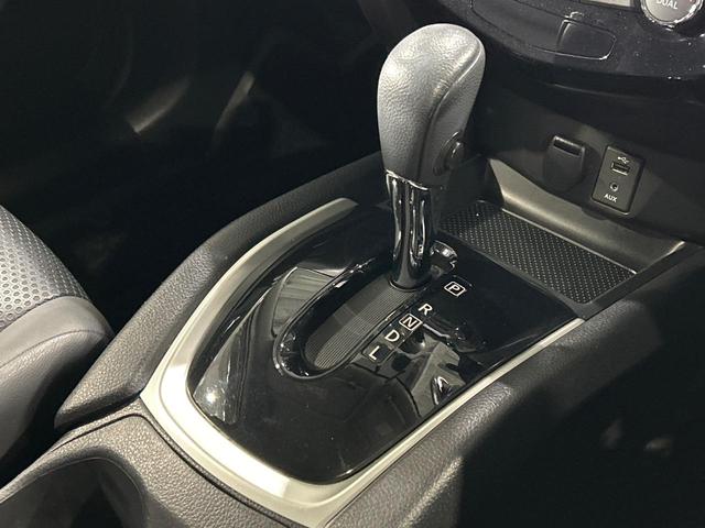 エクストレイル ２０Ｘ　エマージェンシーブレーキパッケージ　本州仕入れ　４ＷＤ　メーカー純正ナビ　全周囲カメラ　エマージェンシーブレーキ　クルーズコントロール　シートヒーター　コーナーセンサー　ＬＥＤ　ルーフレール　ＥＴＣ　純正１７インチアルミ　オートライト（26枚目）