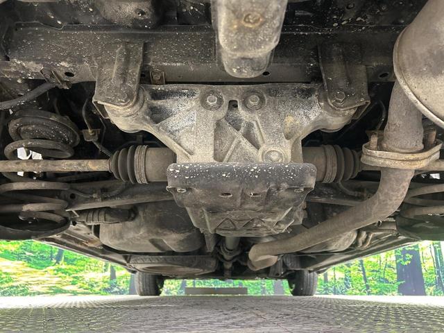 ヴォクシー Ｘ　Ｌエディション　４ＷＤ　フリップダウンモニター　ＳＤナビ　バックカメラ　電動スライドドア　寒冷地仕様　ＨＩＤヘッド　ＥＴＣ　オートライト　デュアルエアコン　リアエアコン　Ｂｌｕｅｔｏｏｔｈ　ＣＤ　ＤＶＤ再生　地デジ（19枚目）