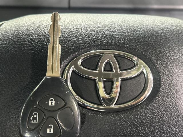 ヴォクシー Ｘ　Ｌエディション　４ＷＤ　フリップダウンモニター　ＳＤナビ　バックカメラ　電動スライドドア　寒冷地仕様　ＨＩＤヘッド　ＥＴＣ　オートライト　デュアルエアコン　リアエアコン　Ｂｌｕｅｔｏｏｔｈ　ＣＤ　ＤＶＤ再生　地デジ（28枚目）