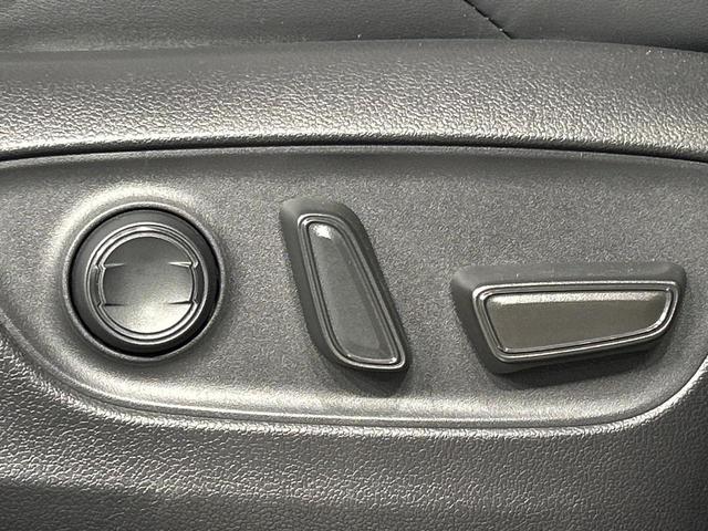 ハリアーハイブリッド Ｇ　４ＷＤ　禁煙車　純正８型ディスプレイ　バックカメラ　セーフティセンス　レーダークルーズ　デジタルインナーミラー　電動リアゲート　パワーシート　ドラレコ　コーナーセンサー　ドラレコ　ＴＥＣ２．０（9枚目）