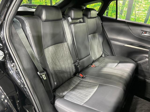 ハリアーハイブリッド Ｇ　４ＷＤ　禁煙車　純正８型ディスプレイ　バックカメラ　セーフティセンス　レーダークルーズ　デジタルインナーミラー　電動リアゲート　パワーシート　ドラレコ　コーナーセンサー　ドラレコ　ＴＥＣ２．０（10枚目）