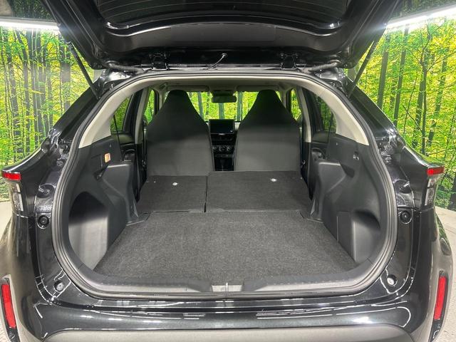 ヤリスクロス Ｘ　４ＷＤ　禁煙車　８型ディスプレイオーディオ　バックカメラ　寒冷地仕様　トヨタセーフティセンス　レーダークルーズコントロール　マルチテレインセレクト　ダウンヒルアシスト　ＥＴＣ　オートハイビーム（13枚目）