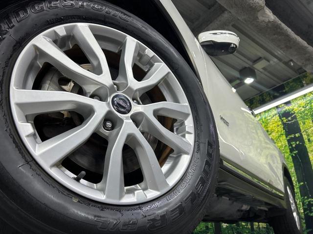 エクストレイル ２０Ｘ　ハイブリッド　本州仕入れ　４ＷＤ　純正ナビ　全周囲カメラ　衝突被害軽減システム　禁煙車　電動リアゲート　ドラレコ　コーナーセンサー　スマートキー　ＬＥＤヘッド　ルーフレール　ビルトインＥＴＣ　純正１６インチアルミ（13枚目）