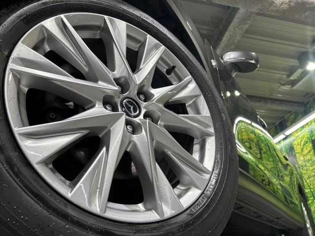 CX-8 XDプロアクティブ 4WD ディーゼル 禁煙車 フリップダウンモニター マツダコネクトナビ 全周囲カメラ BOSEサウンド 衝突軽減ブレーキ 電動リアゲート シートメモリー付パワーシート コーナーセンサー ルーフレール(16枚目)