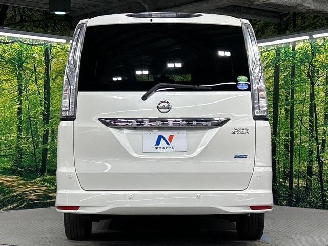 セレナ ハイウェイスター　アドバンスドセーフティパッケージ　４ＷＤ　禁煙車　フリップダウンモニター　ナビ　アラウンドビューモニター　エマージェンシーブレーキ　クルーズコントロール　両側パワースライドドア　コーナーセンサー　スマートキー　ＬＥＤ　ＥＴＣ（18枚目）