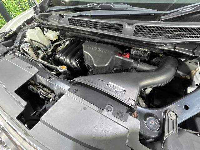 セレナ ハイウェイスター　アドバンスドセーフティパッケージ　４ＷＤ　禁煙車　フリップダウンモニター　ナビ　アラウンドビューモニター　エマージェンシーブレーキ　クルーズコントロール　両側パワースライドドア　コーナーセンサー　スマートキー　ＬＥＤ　ＥＴＣ（21枚目）