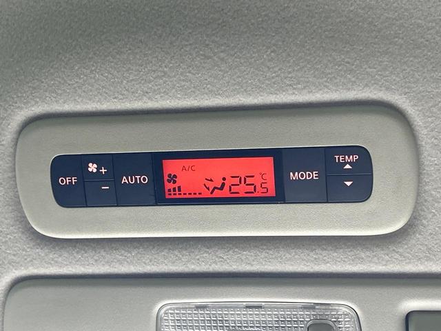 セレナ ハイウェイスター　アドバンスドセーフティパッケージ　４ＷＤ　禁煙車　フリップダウンモニター　ナビ　アラウンドビューモニター　エマージェンシーブレーキ　クルーズコントロール　両側パワースライドドア　コーナーセンサー　スマートキー　ＬＥＤ　ＥＴＣ（32枚目）