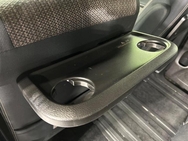 セレナ ハイウェイスター　アドバンスドセーフティパッケージ　４ＷＤ　禁煙車　フリップダウンモニター　ナビ　アラウンドビューモニター　エマージェンシーブレーキ　クルーズコントロール　両側パワースライドドア　コーナーセンサー　スマートキー　ＬＥＤ　ＥＴＣ（33枚目）