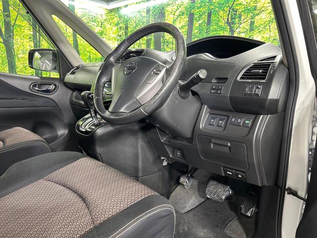 セレナ ハイウェイスター　アドバンスドセーフティパッケージ　４ＷＤ　禁煙車　フリップダウンモニター　ナビ　アラウンドビューモニター　エマージェンシーブレーキ　クルーズコントロール　両側パワースライドドア　コーナーセンサー　スマートキー　ＬＥＤ　ＥＴＣ（41枚目）