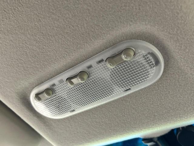 セレナ ハイウェイスター　アドバンスドセーフティパッケージ　４ＷＤ　禁煙車　フリップダウンモニター　ナビ　アラウンドビューモニター　エマージェンシーブレーキ　クルーズコントロール　両側パワースライドドア　コーナーセンサー　スマートキー　ＬＥＤ　ＥＴＣ（49枚目）