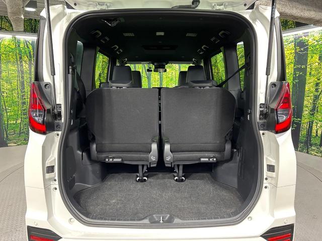 ノア Ｓ－Ｚ　４ＷＤ　１０．５型ディスプレイオーディオ　バックカメラ　寒冷地仕様　トヨタセーフティセンス　オプションＬＥＤヘッドライト　レーダークルーズ　両側電動スライドドア　シートヒーター　コーナーセンサー（13枚目）