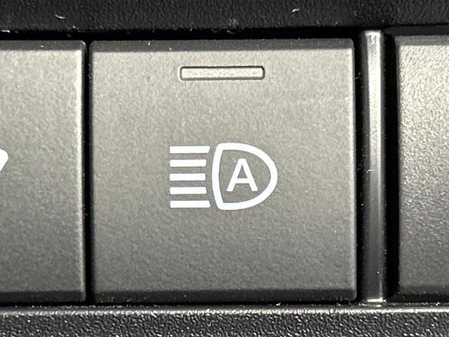 ノア Ｓ－Ｚ　４ＷＤ　１０．５型ディスプレイオーディオ　バックカメラ　寒冷地仕様　トヨタセーフティセンス　オプションＬＥＤヘッドライト　レーダークルーズ　両側電動スライドドア　シートヒーター　コーナーセンサー（50枚目）