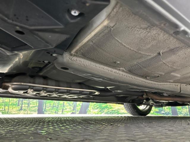 レガシィＢ４ ２．０ｉ　アドバンテージライン　本州仕入れ　サンルーフ　後期Ｆ型　ＨＤＤナビ　バックカメラ　寒冷地仕様　メモリー機能付パワーシート　ドラレコ　ＨＩＤ　ＥＴＣ　純正１７インチアルミ　デュアルエアコン　パドルシフト　ＨＩＤフォグ（23枚目）