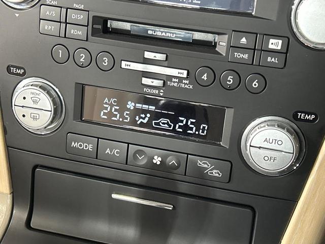 レガシィＢ４ ２．０ｉ　アドバンテージライン　本州仕入れ　サンルーフ　後期Ｆ型　ＨＤＤナビ　バックカメラ　寒冷地仕様　メモリー機能付パワーシート　ドラレコ　ＨＩＤ　ＥＴＣ　純正１７インチアルミ　デュアルエアコン　パドルシフト　ＨＩＤフォグ（31枚目）