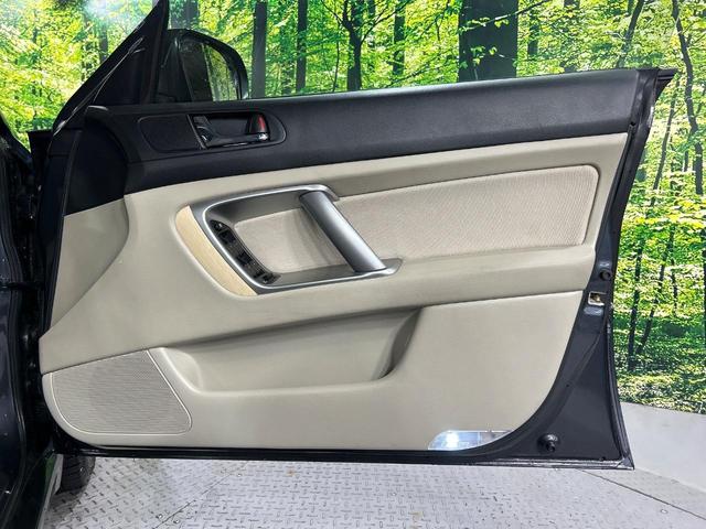 レガシィＢ４ ２．０ｉ　アドバンテージライン　本州仕入れ　サンルーフ　後期Ｆ型　ＨＤＤナビ　バックカメラ　寒冷地仕様　メモリー機能付パワーシート　ドラレコ　ＨＩＤ　ＥＴＣ　純正１７インチアルミ　デュアルエアコン　パドルシフト　ＨＩＤフォグ（43枚目）