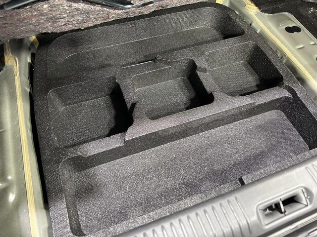 レガシィＢ４ ２．０ｉ　アドバンテージライン　本州仕入れ　サンルーフ　後期Ｆ型　ＨＤＤナビ　バックカメラ　寒冷地仕様　メモリー機能付パワーシート　ドラレコ　ＨＩＤ　ＥＴＣ　純正１７インチアルミ　デュアルエアコン　パドルシフト　ＨＩＤフォグ（56枚目）