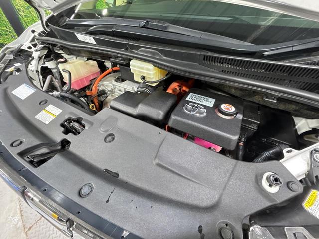 アルファードハイブリッド Ｇ　Ｆパッケージ　４ＷＤ　本州仕入　禁煙車　フルエアロ　ＪＢＬサウンド　両側電動ドア　純正９型ナビ　後席モニター　バックカメラ　１００Ｖ電源　衝突被害軽減システム　レーダークルーズ　メモリー付パワーシート　置くだけ充電（23枚目）