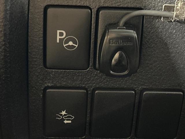アルファードハイブリッド Ｇ　Ｆパッケージ　４ＷＤ　本州仕入　禁煙車　フルエアロ　ＪＢＬサウンド　両側電動ドア　純正９型ナビ　後席モニター　バックカメラ　１００Ｖ電源　衝突被害軽減システム　レーダークルーズ　メモリー付パワーシート　置くだけ充電（69枚目）