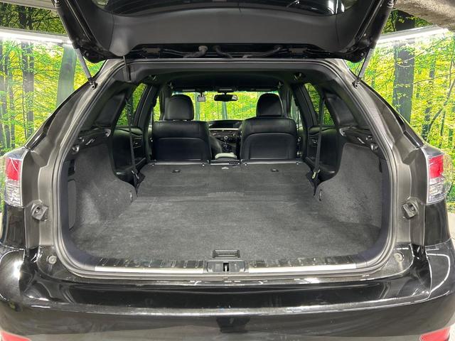 ＲＸ ＲＸ４５０ｈ　Ｆスポーツ　４ＷＤ　純正８型ナビ　バックカメラ　クルーズコントロール　シートヒーター　パワーバックドア　メモリー機能付きパワーシート　革シート　ドラレコ　スマートキー　ＬＥＤ　ＥＴＣ　オートハイビーム（11枚目）