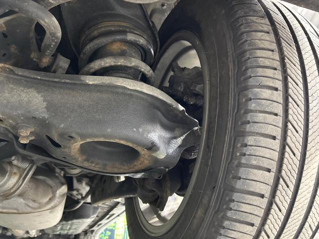 ＲＸ ＲＸ４５０ｈ　Ｆスポーツ　４ＷＤ　純正８型ナビ　バックカメラ　クルーズコントロール　シートヒーター　パワーバックドア　メモリー機能付きパワーシート　革シート　ドラレコ　スマートキー　ＬＥＤ　ＥＴＣ　オートハイビーム（31枚目）