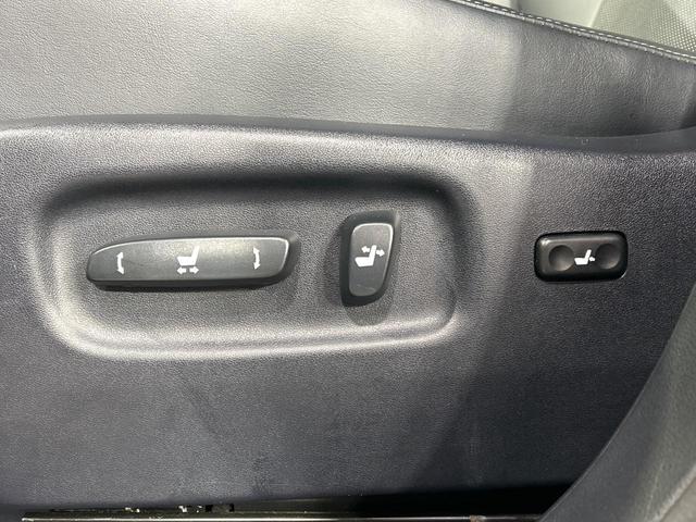 ＲＸ ＲＸ４５０ｈ　Ｆスポーツ　４ＷＤ　純正８型ナビ　バックカメラ　クルーズコントロール　シートヒーター　パワーバックドア　メモリー機能付きパワーシート　革シート　ドラレコ　スマートキー　ＬＥＤ　ＥＴＣ　オートハイビーム（52枚目）