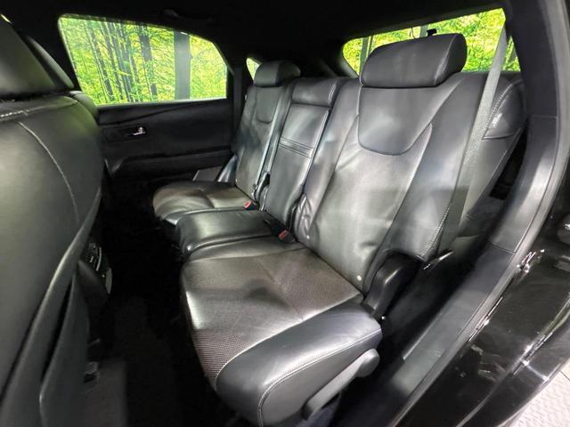 ＲＸ ＲＸ４５０ｈ　Ｆスポーツ　４ＷＤ　純正８型ナビ　バックカメラ　クルーズコントロール　シートヒーター　パワーバックドア　メモリー機能付きパワーシート　革シート　ドラレコ　スマートキー　ＬＥＤ　ＥＴＣ　オートハイビーム（57枚目）