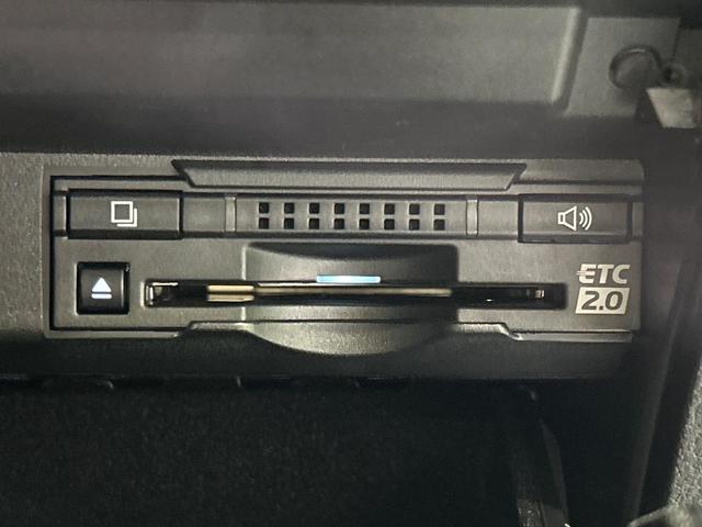 ＲＸ ＲＸ２００ｔ　Ｆスポーツ　本州仕入　マークレビンソンサウンド　サンルーフ　純正１２．３型ナビ　全周囲カメラ　プリクラッシュセーフティ　レーダークルーズ　ブラインドスポットモニター　シートベンチレーション　パワーシート　革シート（28枚目）