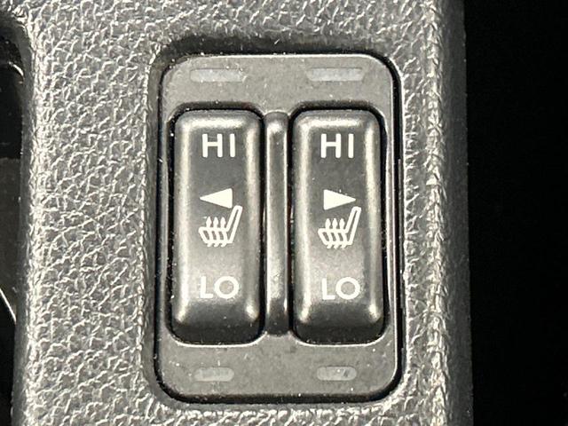 レヴォーグ １．６ＧＴ－Ｓアイサイト　後期型　ターボ　禁煙車　純正８型ナビ　バックカメラ　寒冷地仕様　ツーリングアシスト　全車速追従型クルーズ　クリアランスソナー　シートヒーター　ビルシュタインダンパー　ＥＴＣ　純正１８インチアルミ（9枚目）