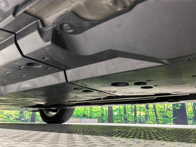 ＲＡＶ４ Ｘ　４ＷＤ　ＳＤナビ　バックカメラ　寒冷地仕様　トヨタセーフティセンス　レーダークルーズコントロール　マルチテレインセレクト　スマートキー　ＬＥＤ　ルーフレール　オートハイビーム　車線逸脱警報（28枚目）