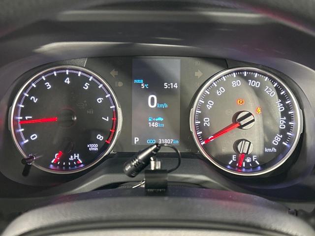 ＲＡＶ４ Ｘ　４ＷＤ　ＳＤナビ　バックカメラ　寒冷地仕様　トヨタセーフティセンス　レーダークルーズコントロール　マルチテレインセレクト　スマートキー　ＬＥＤ　ルーフレール　オートハイビーム　車線逸脱警報（32枚目）