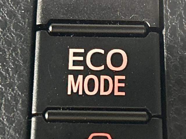 ヴォクシー ＺＳ　煌ＩＩ　４ＷＤ　フリップダウンモニター　純正９型ナビ　セーフティセンス　両側電動ドア　バックカメラ　寒冷地仕様　クルーズコントロール　ドラレコ　コーナーセンサー　スマートキー　ＬＥＤヘッド　ビルトインＥＴＣ（58枚目）