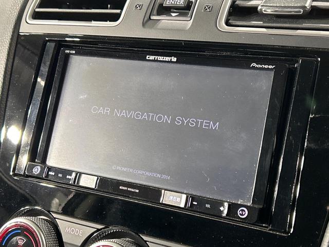 ＸＶハイブリッド ２．０ｉ－Ｌ　アイサイト　ＳＤナビ　バックカメラ　寒冷地仕様　アイサイトＶｅｒ２　全車速追従クルーズ　パワーシート　ドラレコ　スマートキー　ＨＩＤヘッド　パドルシフト　ルーフレール　ＥＴＣ　１７インチアルミ　車線逸脱警報（3枚目）