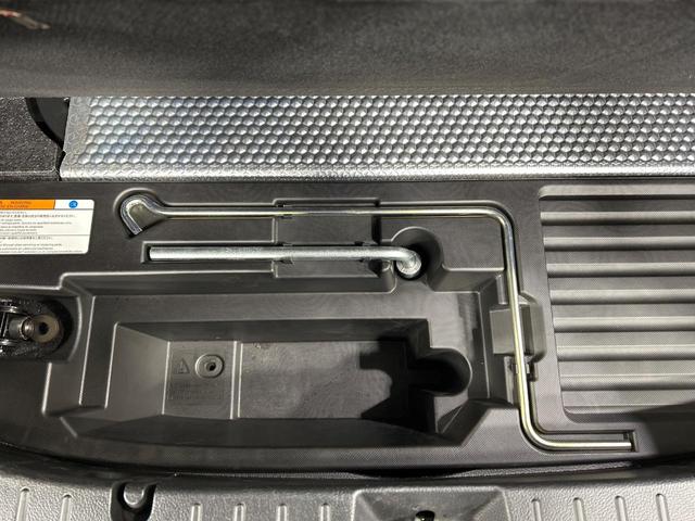 ＸＶハイブリッド ２．０ｉ－Ｌ　アイサイト　ＳＤナビ　バックカメラ　寒冷地仕様　アイサイトＶｅｒ２　全車速追従クルーズ　パワーシート　ドラレコ　スマートキー　ＨＩＤヘッド　パドルシフト　ルーフレール　ＥＴＣ　１７インチアルミ　車線逸脱警報（40枚目）