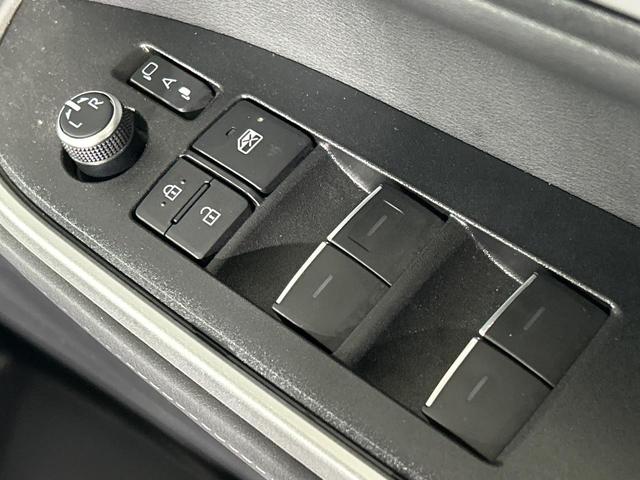 ノア ハイブリッドS-Z 4WD フリップダウンモニター 10.5型ディスプレイオーディオ 全周囲カメラ 両側電動ドア 寒冷地仕様 100V電源 コーナーセンサー シートヒーター LEDヘッド ETC2.0(32枚目)