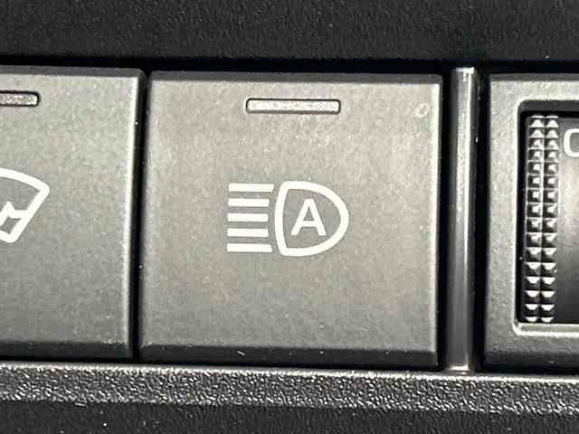 ノア ハイブリッドS-Z 4WD フリップダウンモニター 10.5型ディスプレイオーディオ 全周囲カメラ 両側電動ドア 寒冷地仕様 100V電源 コーナーセンサー シートヒーター LEDヘッド ETC2.0(34枚目)