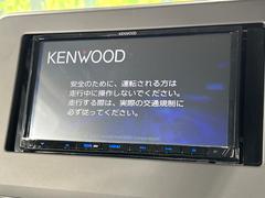 【ナビゲーション】使いやすいナビで目的地までしっかり案内してくれます。各種オーディオ再生機能も充実しており、お車の運転がさらに楽しくなります！！ 3