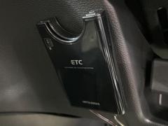 【ＥＴＣ】高速道路の料金所をストレスなく通過！話題のスポットやサービスエリアに多い「スマートIntercooler」利用時は必須のアイテムです。当店でセットアップを実施、ご納車当日からすぐにご利用いただけます！ 7