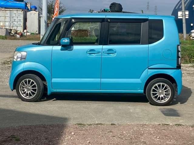 Ｎ－ＢＯＸ Ｇ・Ｌパッケージ　車検整備付　ベンチシート　ナビ付　バックカメラ　ＥＴＣ　両側スライド片側電動スライドドア　キーレス　スマートキー　プッシュスタート　アルミホイール　イノセントブルーメタリック（5枚目）