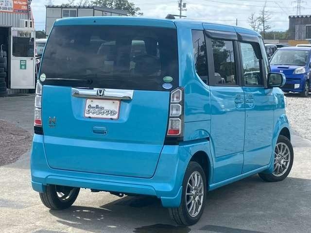 Ｎ－ＢＯＸ Ｇ・Ｌパッケージ　車検整備付　ベンチシート　ナビ付　バックカメラ　ＥＴＣ　両側スライド片側電動スライドドア　キーレス　スマートキー　プッシュスタート　アルミホイール　イノセントブルーメタリック（8枚目）