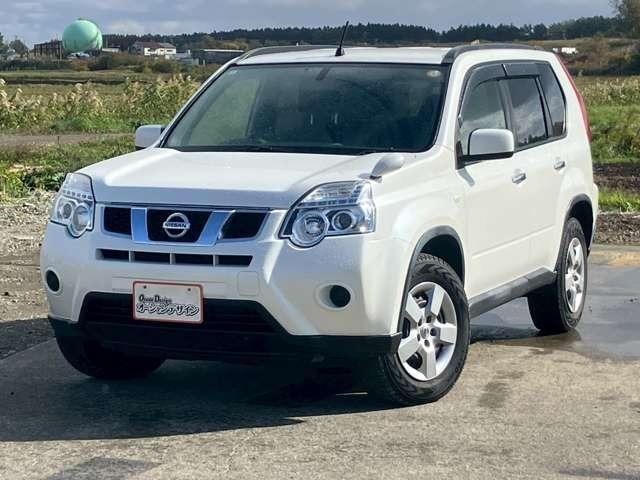 エクストレイル ２０Ｓ　車検整備付　キーレス　プッシュスタート　スマートキー　ルーフレール　４ＷＤ　寒冷地仕様　ブリリアントホワイトパール３コート（4枚目）