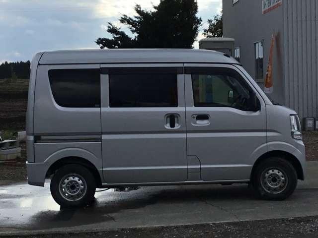 NV100クリッパーバン DX エマージェンシーブレーキパッケージ 車検整備付 パートタイム4WD 本州仕入 キーレス 両側スライドドア 寒冷地仕様 シルキーシルバーメタリック(9枚目)