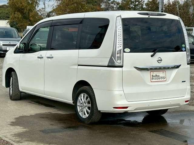 セレナ 20X アドバンスドセーフティパッケージ 車検整備付 両側スライドドア 社外アルミ 3列シート ナビ付 バックカメラ アラウンドビューモニター ワンセグ ウォークスルー ブリリアントホワイトパール3コート(6枚目)