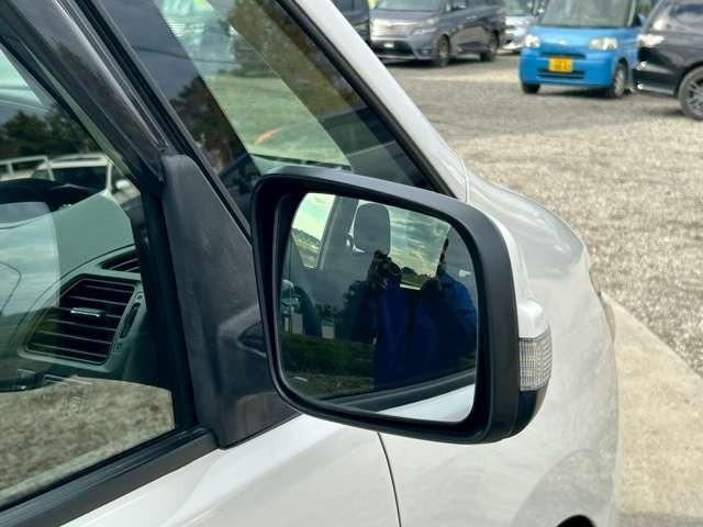 セレナ 20X アドバンスドセーフティパッケージ 車検整備付 両側スライドドア 社外アルミ 3列シート ナビ付 バックカメラ アラウンドビューモニター ワンセグ ウォークスルー ブリリアントホワイトパール3コート(18枚目)