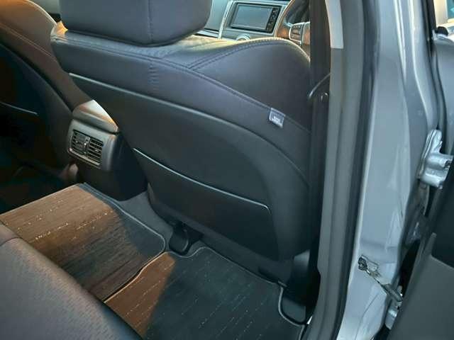 マークＸ ２５０Ｇ　Ｆｏｕｒブラックリミテッド　検Ｒ８／３　純正ナビ付　電動シート　プッシュスタート　スマートキー　キーレス　バックモニター　寒冷地仕様　４ＷＤ　シルバーメタリック（68枚目）