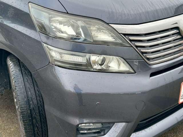 ヴェルファイア ２．４Ｚ　プラチナセレクションＩＩ　車検整備付　３列シート　両側スライドドア　ウォークスルー　ナビ　バックカメラ　社外アルミホイール　グレーメタリック（40枚目）