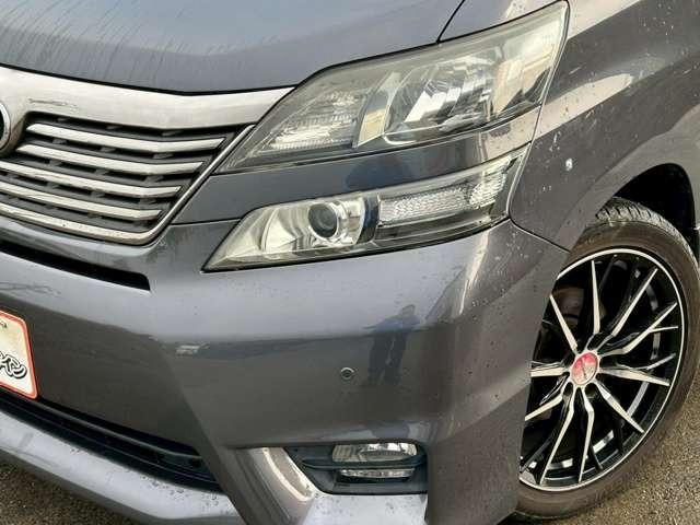 ヴェルファイア ２．４Ｚ　プラチナセレクションＩＩ　車検整備付　３列シート　両側スライドドア　ウォークスルー　ナビ　バックカメラ　社外アルミホイール　グレーメタリック（41枚目）