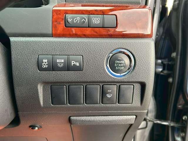 ヴェルファイア ２．４Ｚ　プラチナセレクションＩＩ　車検整備付　３列シート　両側スライドドア　ウォークスルー　ナビ　バックカメラ　社外アルミホイール　グレーメタリック（63枚目）